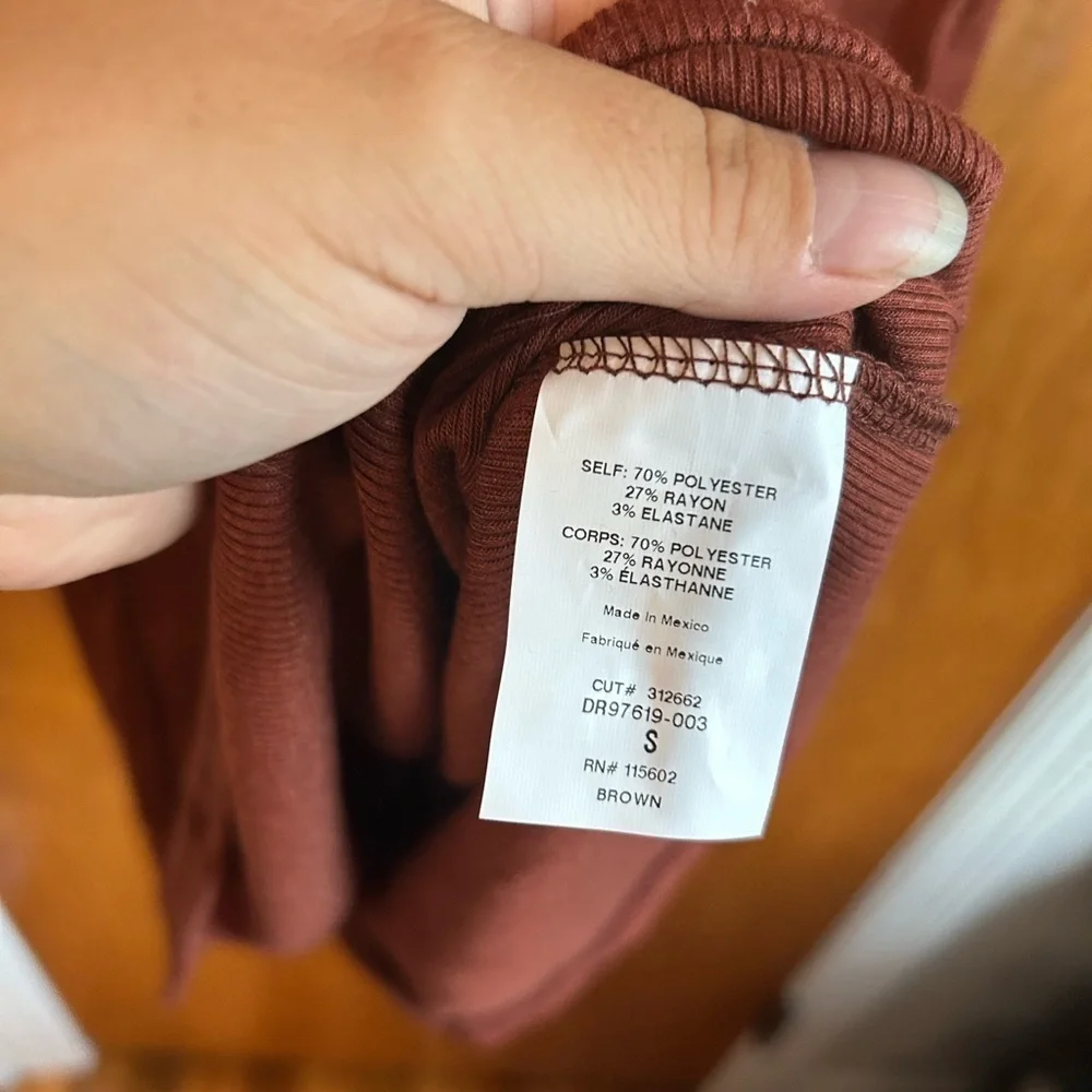 NWT LUSH LONG SLEEVE RIBBED DRESS - Picture 4 of 5